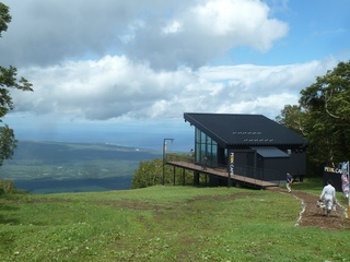 PEAKCAFE01.JPG